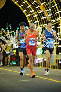 BIB: 000, 4249, 42931, 405, 40808
                            <button type="button" onclick="openModal(22808773)" class="btn btn-primary btn-sm float-right btn-popup" data-toggle="modal" data-target=".modal-high-quality">
                        <i class="fas fa-shopping-cart"></i> Add to Cart
                    </button>
                                            <button type="button" onclick="isThisMe(22808773, true)" class="btn btn-success btn-sm float-right btn-popup btn-isme hidden" data-toggle="tooltip" data-placement="bottom" title="นี่คือรูปของคุณใช่ไหม คลิกที่นี่เพื่อเอาเข้าอัลบั้ม">
                        <i class="fas fa-plus"></i> Add to album
                    </button>
                    <button type="button" onclick="isThisMe(22808773, false)" class="btn btn-warning btn-sm float-right btn-popup btn-isnotme hidden">
                        <i class="fas fa-ban"></i> Remove from album
                    </button>